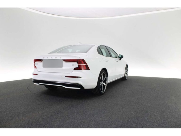 Volvo S60 B4 Plus Dark - photo 4