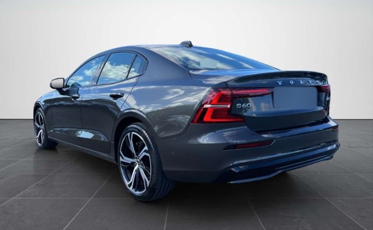 Volvo S60 B4 Plus Dark - photo 4