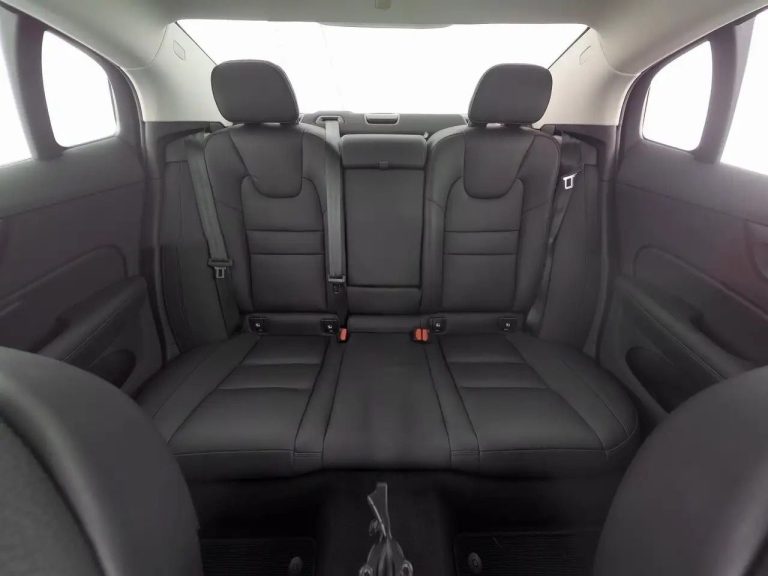 Volvo S60 B5 AWD Ultimate Dark - photo 5