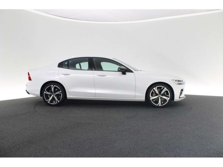Volvo S60 B4 R-Design - photo 6