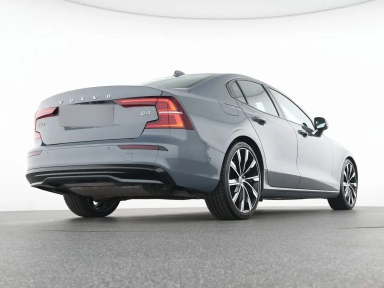 Volvo S60 B4 Plus Dark - photo 6