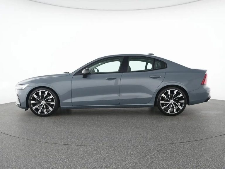 Volvo S60 B4 Plus Dark - photo 9