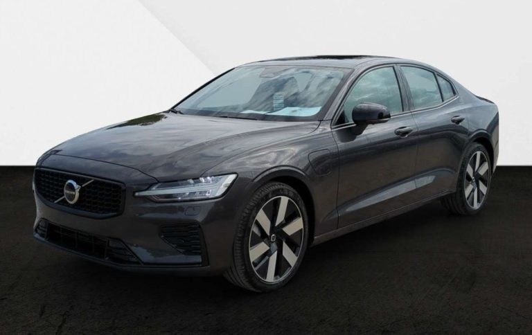 Volvo S60 T8 Recharge AWD Ultimate Dark