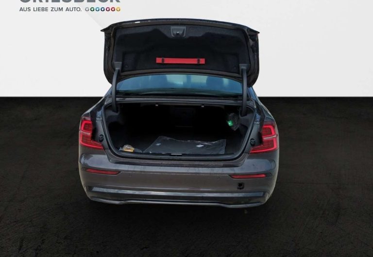 Volvo S60 T8 Recharge AWD Ultimate Dark - photo 10
