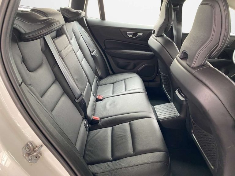 Volvo V60 Recharge T6 AWD Inscription - photo 10