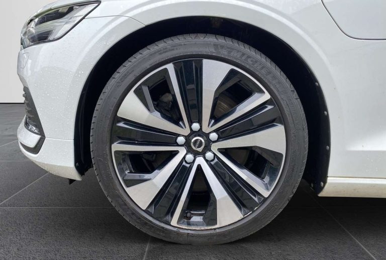 Volvo V60 Recharge T6 AWD Inscription - photo 13