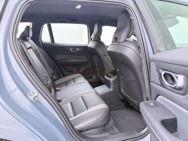 Volvo V60 T6 Recharge AWD R-Design - photo 14