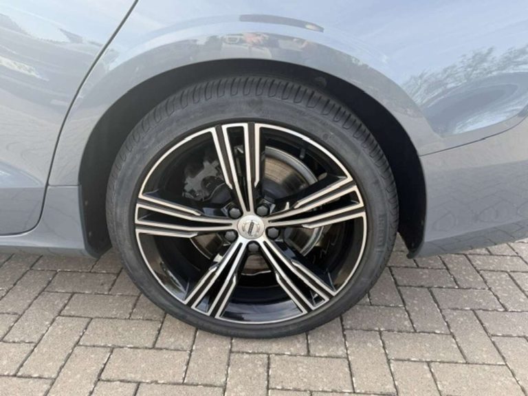 Volvo V60 T6 Recharge AWD - photo 5