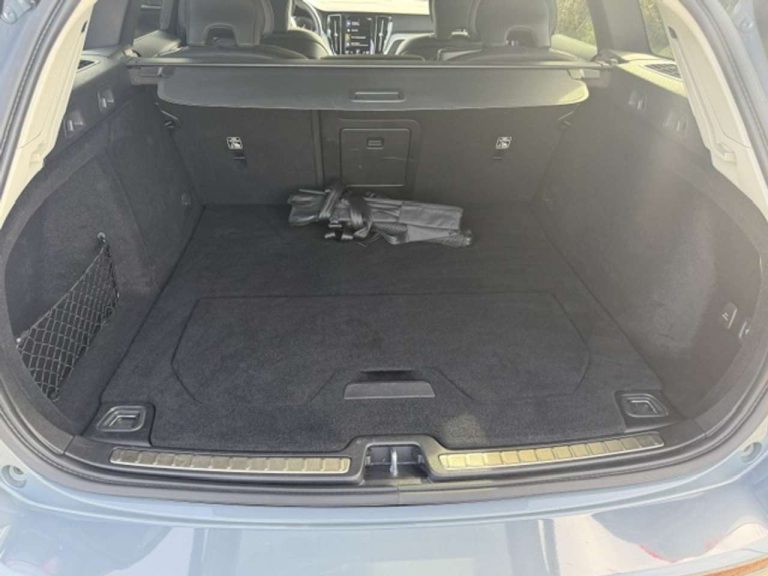 Volvo V60 T6 Recharge AWD - photo 8