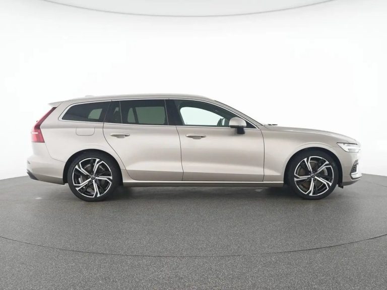 Volvo V60 T8 AWD Ultimate - photo 11