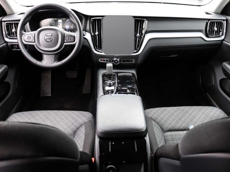 Volvo V60 T6 Recharge AWD Core - photo 4