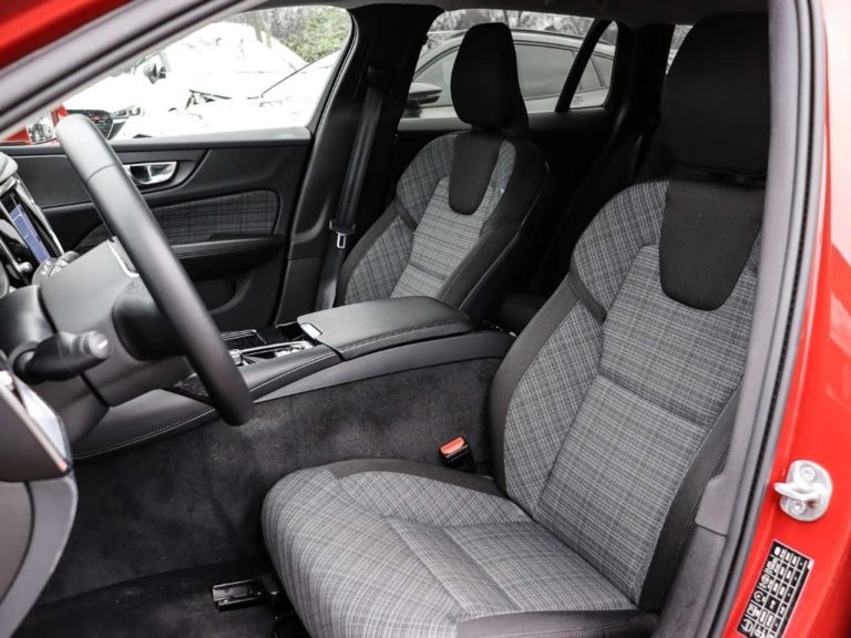 Volvo V60 T6 Recharge AWD Core - photo 6