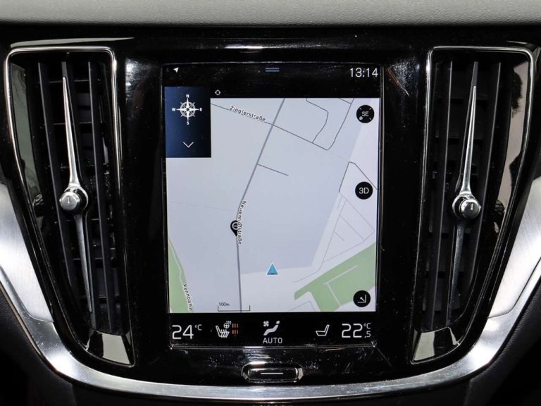 Volvo V60 T6 Recharge AWD Core - photo 9