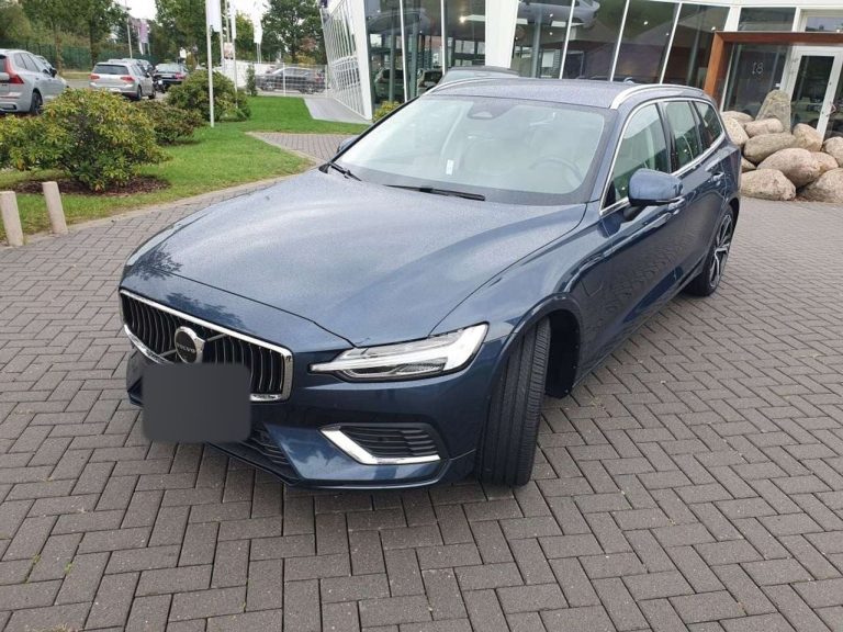 Volvo V60 T6 Recharge AWD Plus Bright
