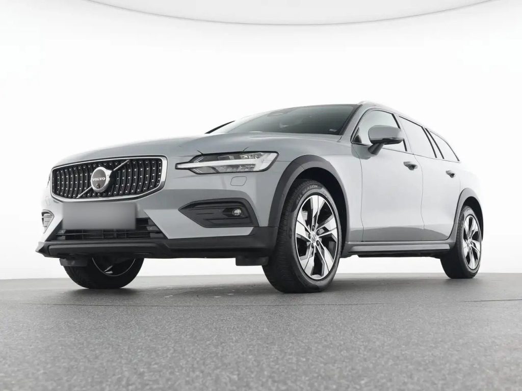 Volvo V60 Cross Country B4 AWD Plus