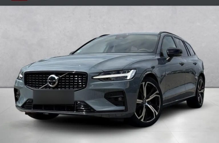 Volvo V60 B4 Plus Dark