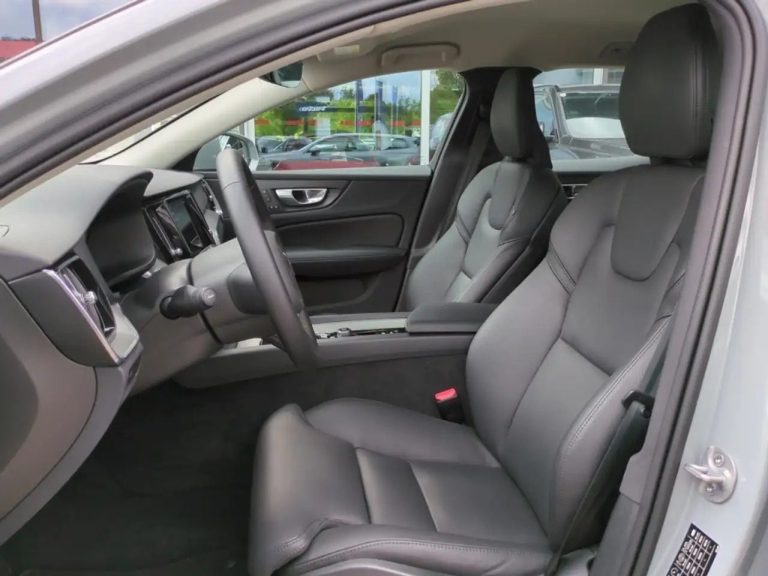 Volvo V60 Cross Country B4 AWD Plus - photo 10