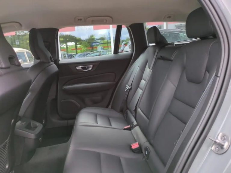 Volvo V60 Cross Country B4 AWD Plus - photo 11