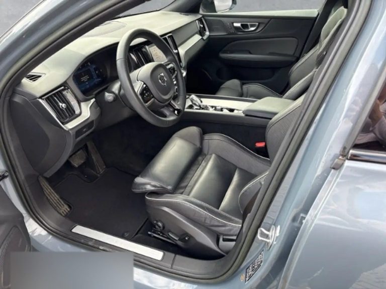 Volvo V60 B4 Plus Dark - photo 11