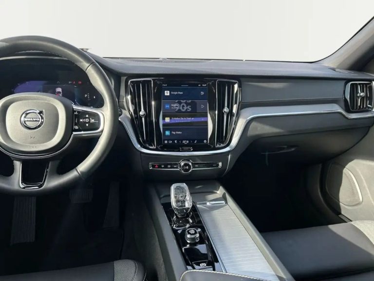 Volvo V60 B4 Ultimate Dark - photo 12
