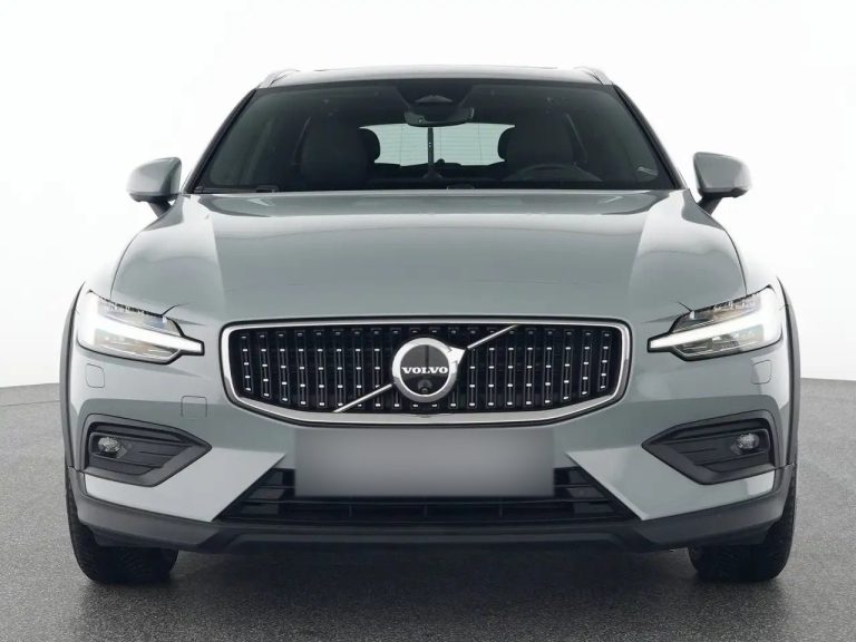 Volvo V60 Cross Country B4 AWD Ultimate - photo 14