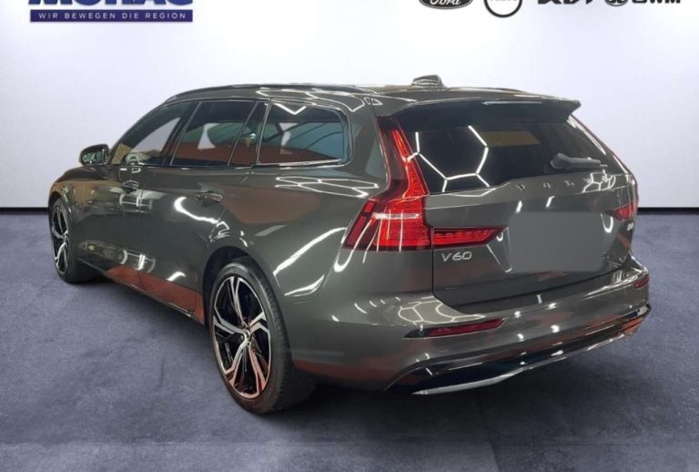 Volvo V60 B4 Plus Dark - photo 2