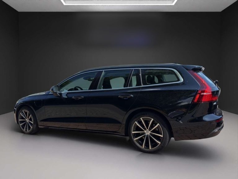 Volvo V60 T6 Recharge AWD Core - photo 4