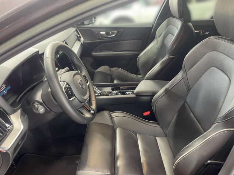 Volvo V60 B4 Plus Dark - photo 4