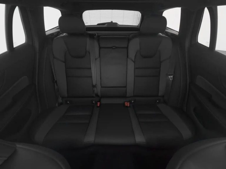 Volvo V60 Cross Country B4 AWD Ultimate - photo 5
