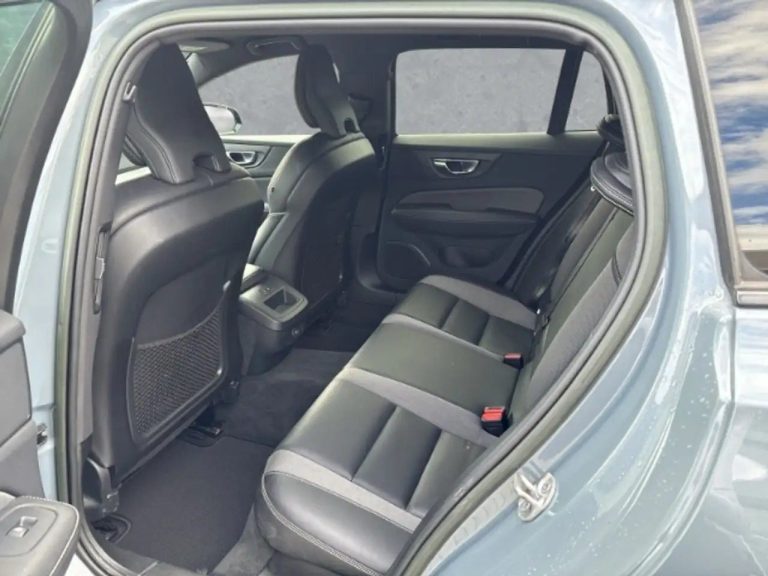 Volvo V60 B4 Plus Dark - photo 5