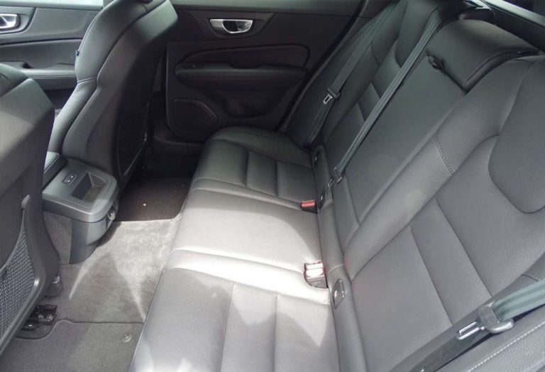 Volvo V60 B4 Plus Dark - photo 7