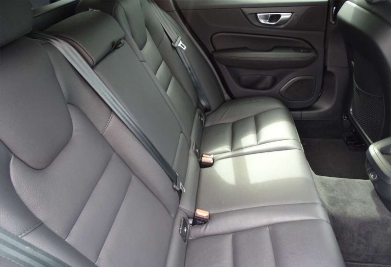 Volvo V60 B4 Plus Dark - photo 8