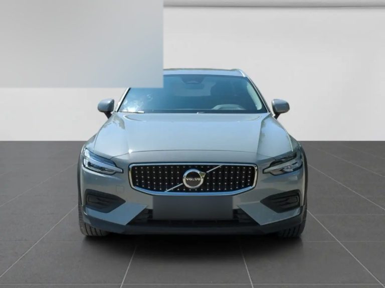 Volvo V60 Cross Country B4 AWD Plus - photo 8