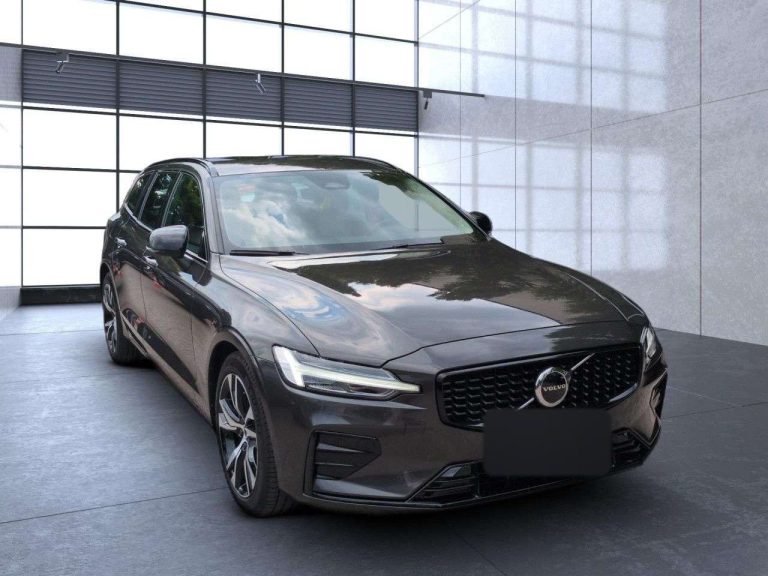 Volvo V60 B4 Plus Dark