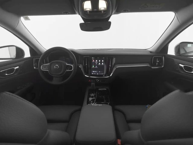 Volvo V60 T8 Recharge Plus Dark - photo 3