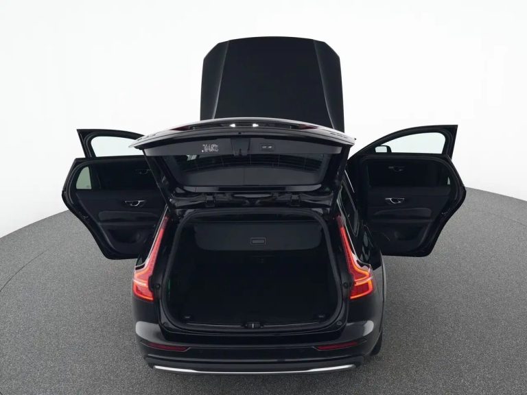 Volvo V60 Cross Country B4 AWD Plus - photo 13
