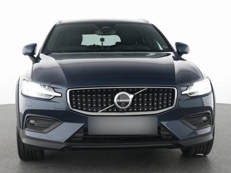 Volvo V60 Cross Country B4 AWD Ultimate - photo 13