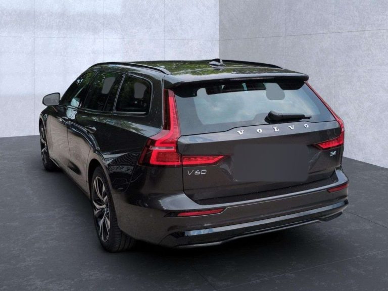 Volvo V60 B4 Plus Dark - photo 4