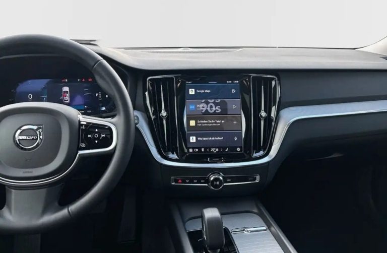 Volvo V60 B4 Plus Dark - photo 11