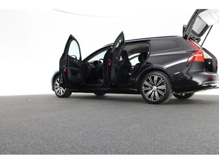 Volvo V60 T6 AWD Plus - photo 16