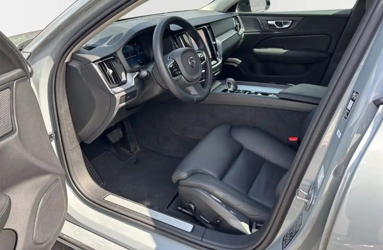 Volvo V60 B4 Plus Dark - photo 10