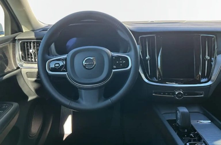 Volvo V60 B4 Plus Dark - photo 13