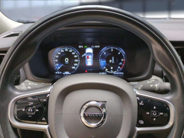 Volvo V60 Cross Country B4 AWD Pro - photo 10