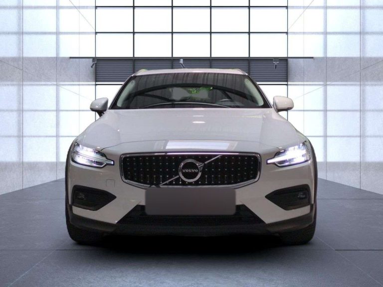 Volvo V60 Cross Country B4 AWD Pro - photo 3