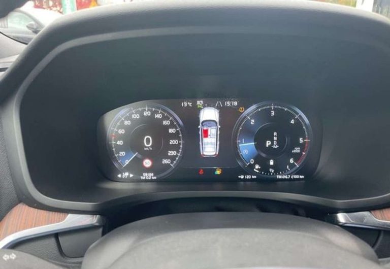 Volvo V60 Cross Country B4 AWD Pro - photo 6