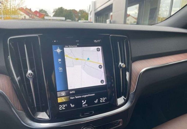 Volvo V60 Cross Country B4 AWD Pro - photo 8