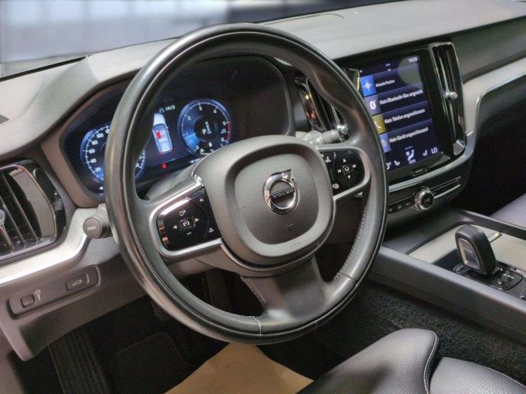 Volvo V60 Cross Country B4 AWD Pro - photo 9