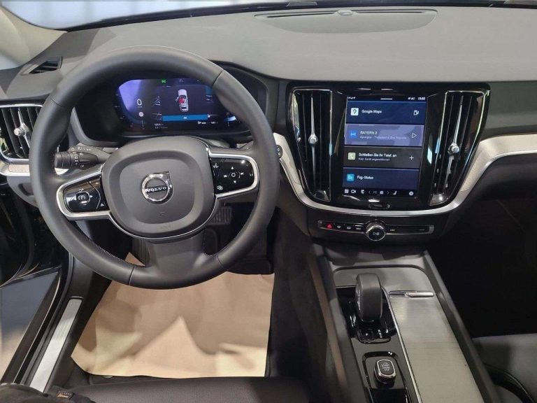 Volvo V60 Cross Country B4 AWD - photo 10