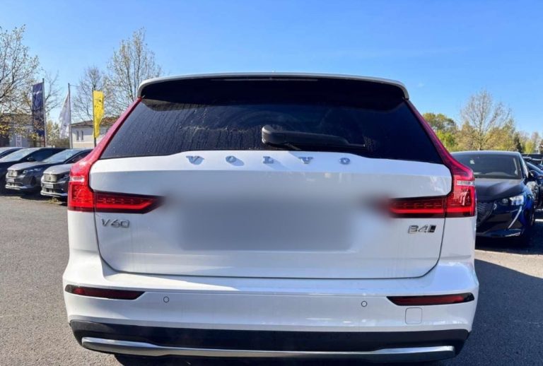 Volvo V60 Cross Country B4 AWD - photo 4