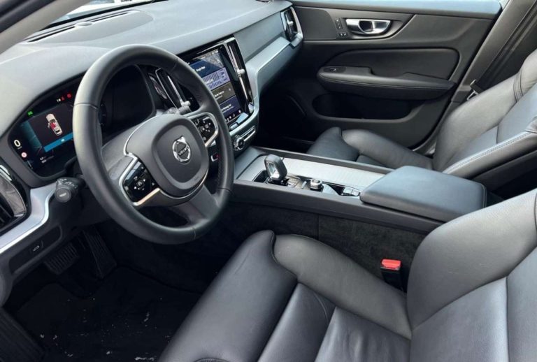 Volvo V60 Cross Country B4 AWD - photo 6